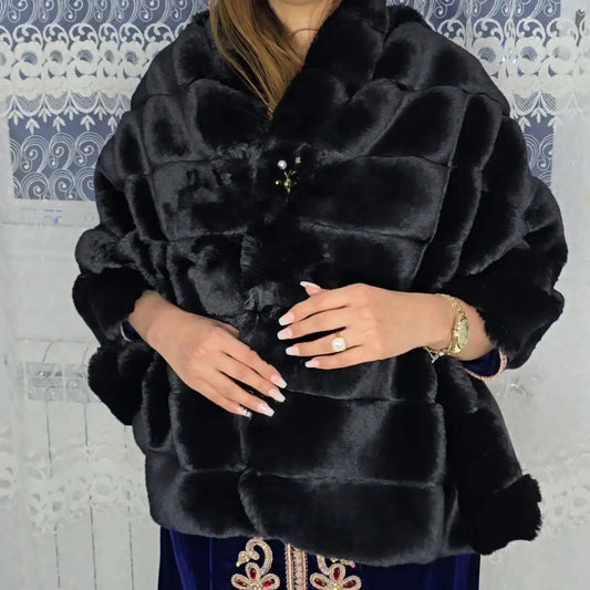 LA CHALE الفرو الفخم و الملكي👑